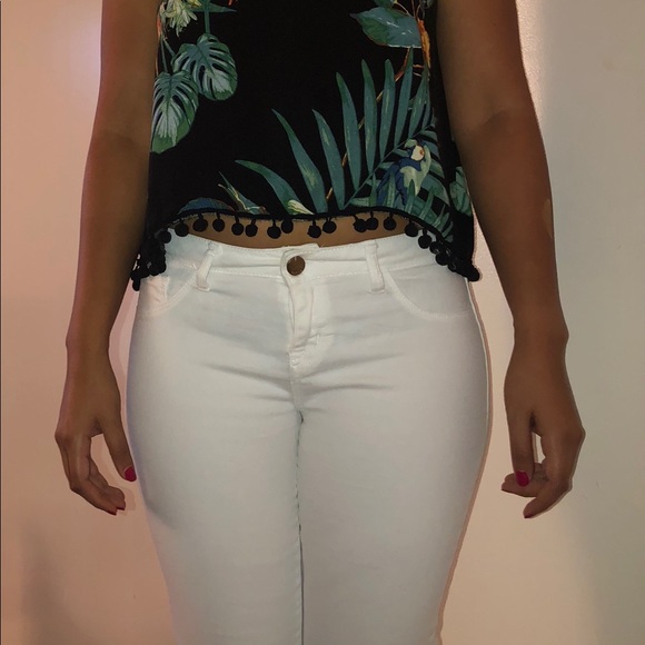 White pants - Picture 7 of 7